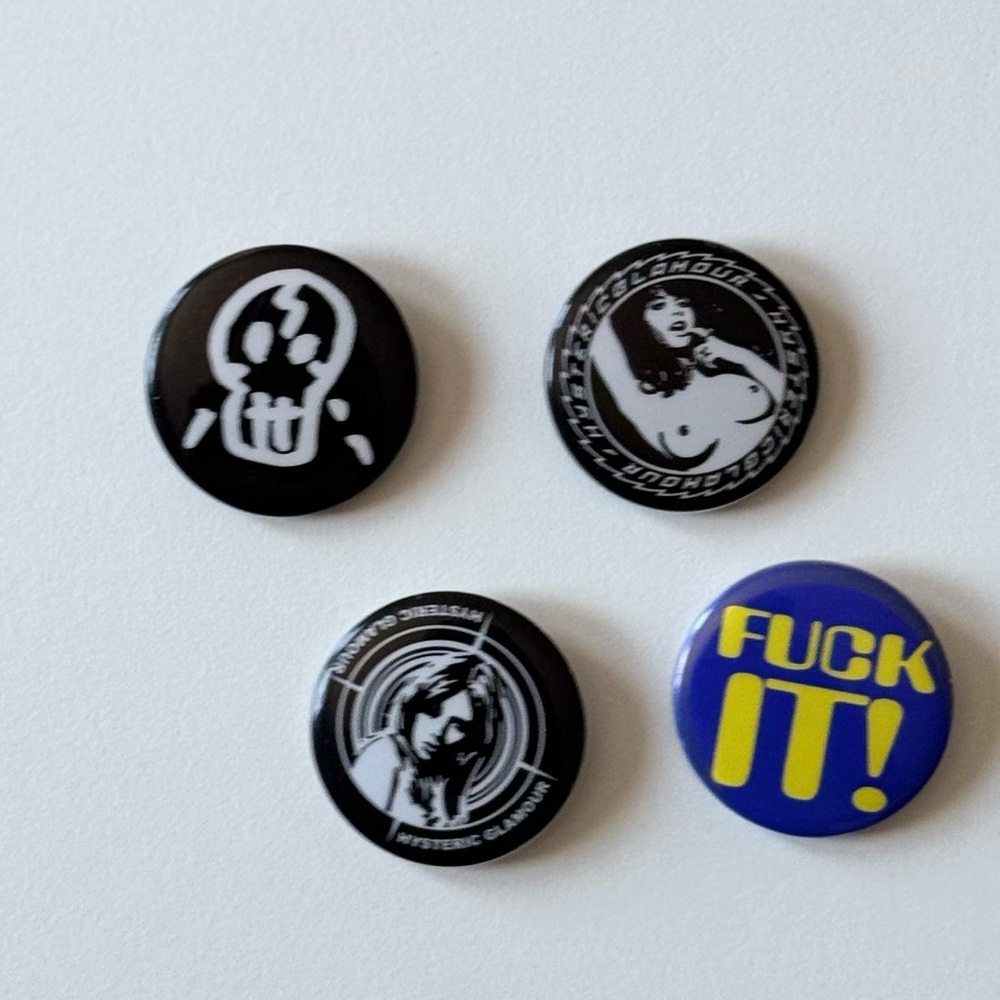 Hysteric Glamour Button Pins Set